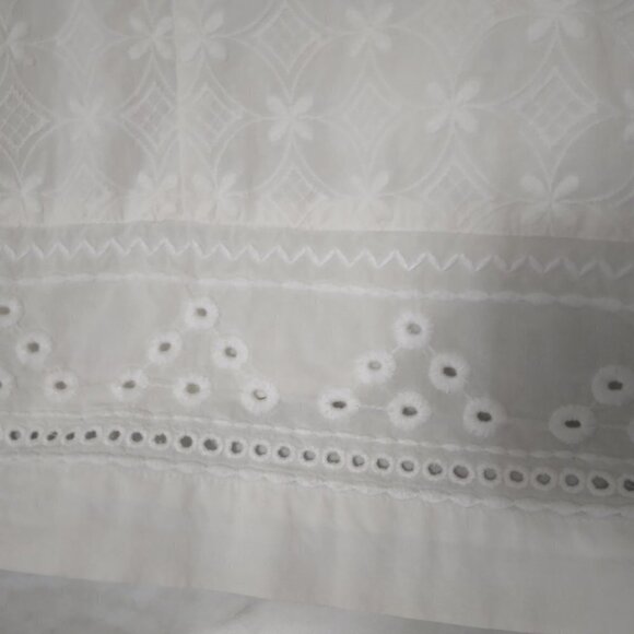 Talbots | Embroidered Eyelet Sheath Sleeveless Ivory White Dress | Size 18 - Picture 10 of 13